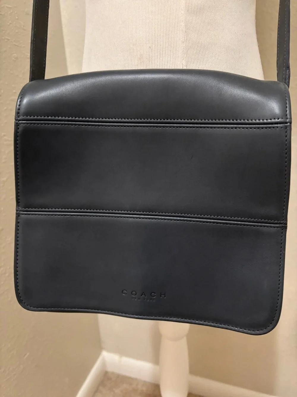Vintage 1997 Coach Tribeca Bag in Navy-Great Condition - Picture 1 of 10